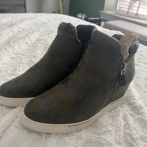 Olive Camouflage Wedge Sneakers